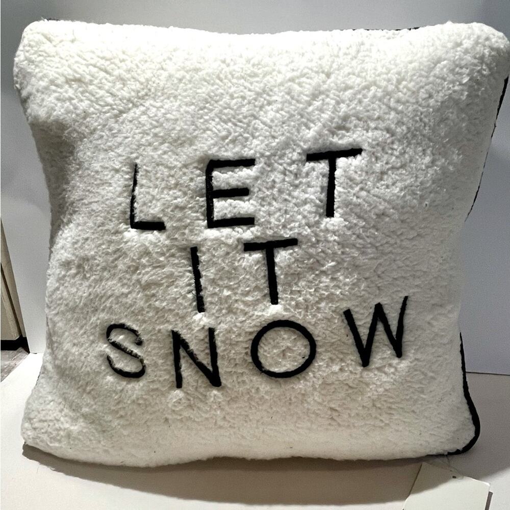 NWT Magaschoni Let it Snow white and black accent pillow